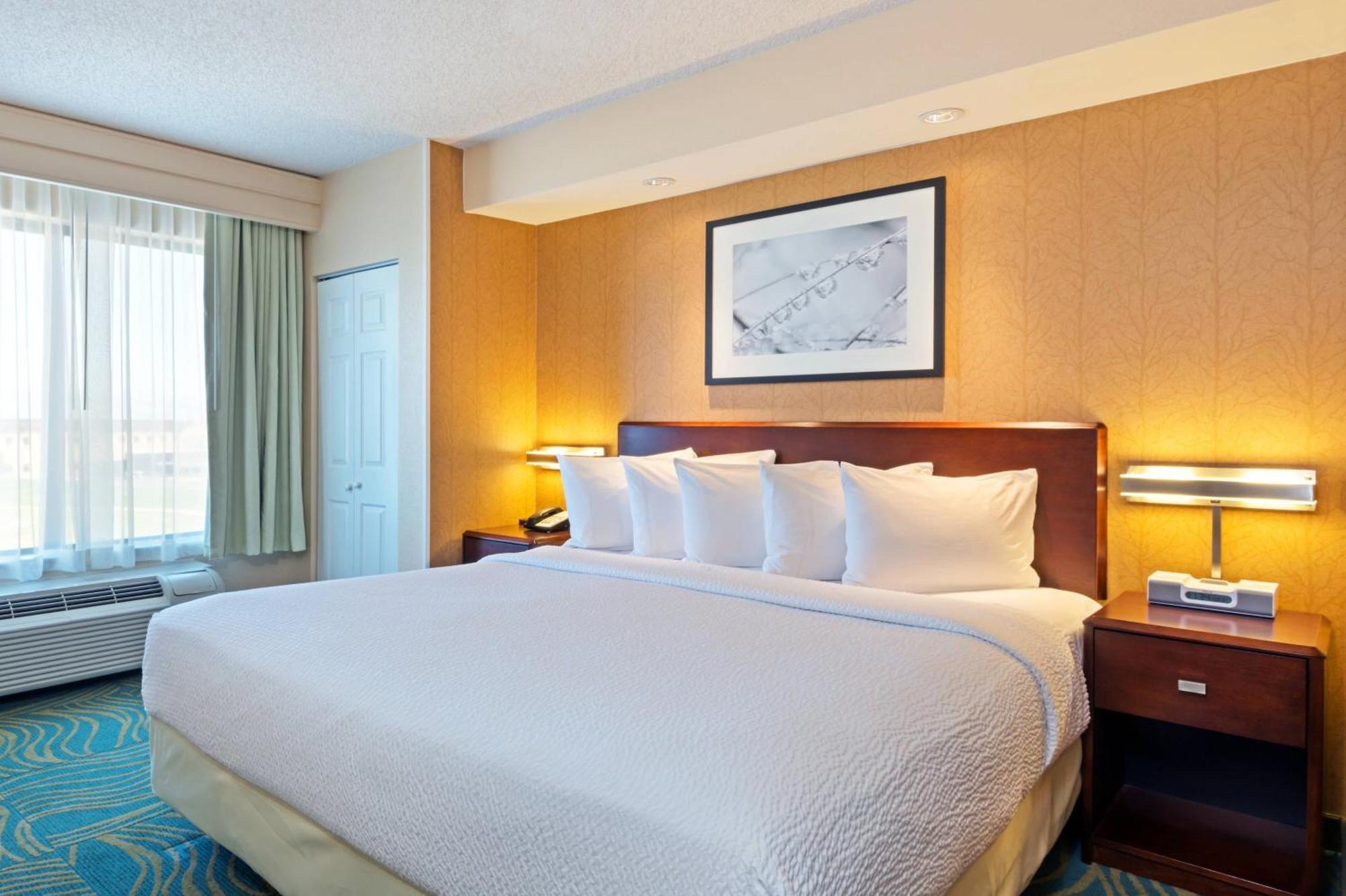 สปริงฮิลล์ สวีท โบลเดอร์ ลองมอนต์ Hotel ภายนอก รูปภาพ